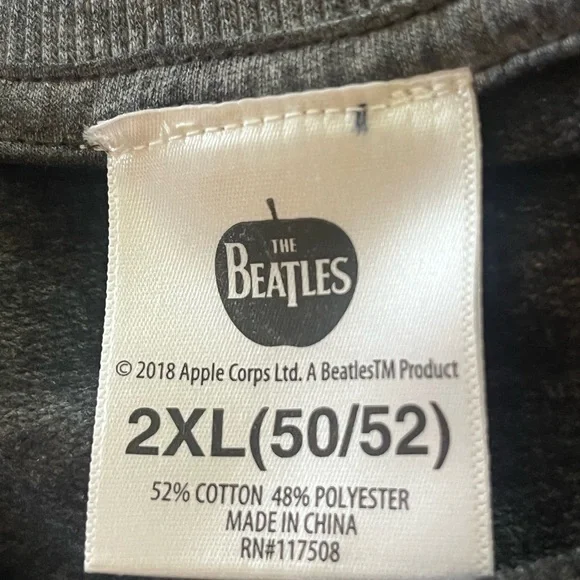 The Beatles Screen Print Long Sleeve Gray Pullover Sweatshirt NWOT Sz Men’s 2XL - Picture 5 of 5